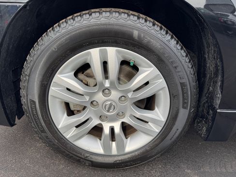 Used 2011 Nissan Altima 2.5 SL w/ 2.5SL Pkg image 32