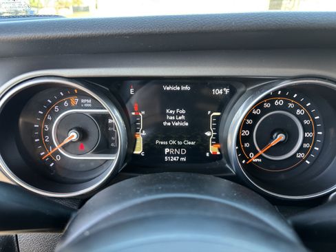 Used 2018 Jeep Wrangler Unlimited Sport S AWD/4WD image 27