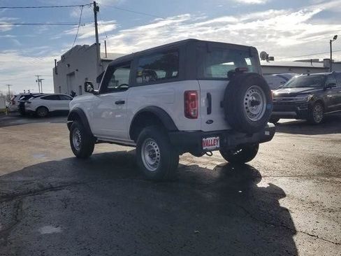 New 2025 Ford Bronco 2-Door image 7