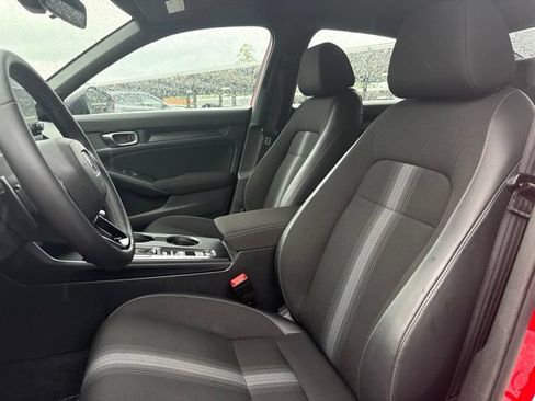 Used 2022 Honda Civic Sport image 10