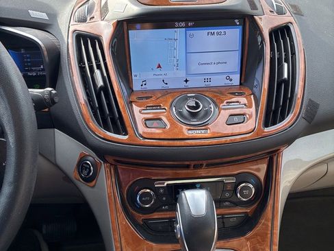 Used 2016 Ford C-MAX SEL w/ Equipment Group 302A image 18