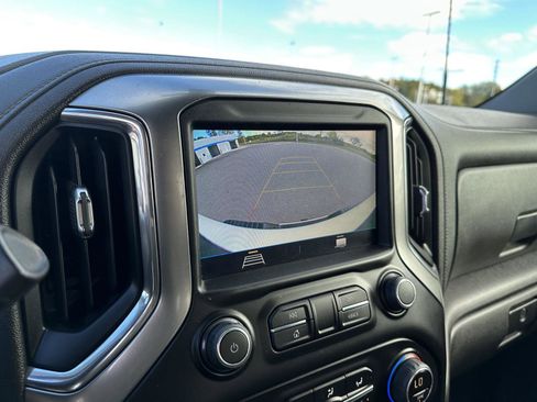 Used 2023 Chevrolet Silverado 2500 LT image 30