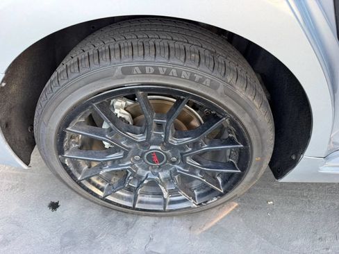 Used 2021 Toyota Avalon Limited w/ Advanced Safety Package FWD image 30