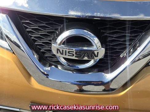Used 2014 Nissan Rogue SV FWD image 7