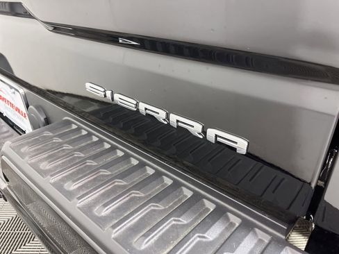 Certified 2025 GMC Sierra 1500 Denali Ultimate image 3