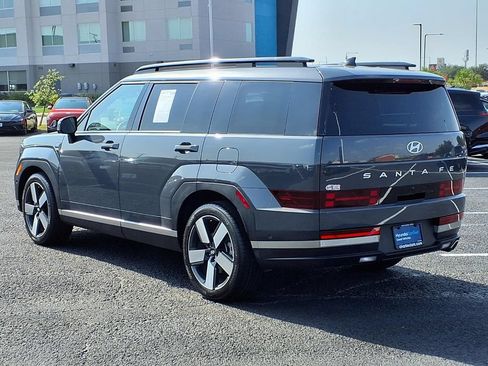 Used 2024 Hyundai Santa Fe Limited FWD image 3