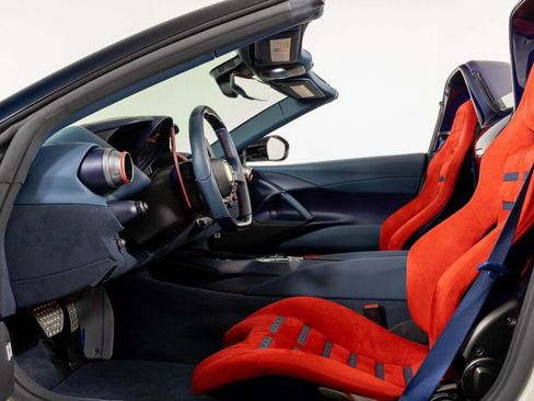 Certified 2024 Ferrari 812 Competizione A RWD image 4
