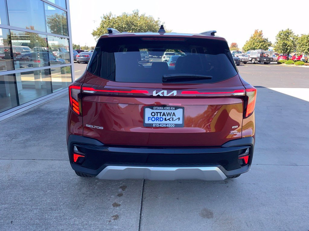 Used 2026 Kia Seltos S AWD/4WD image 6
