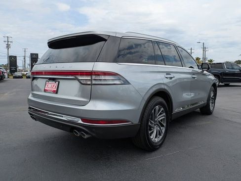 Used 2021 Lincoln Aviator AWD w/ Elements Package image 5