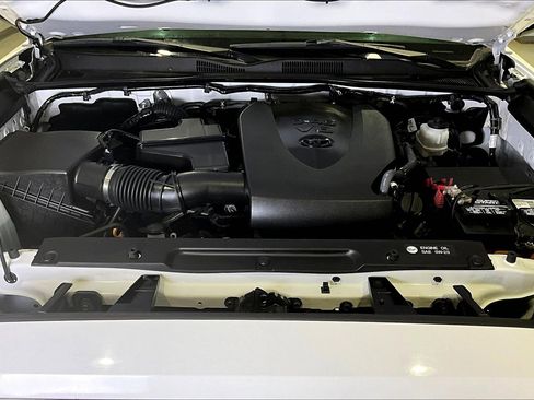 Used 2019 Toyota Tacoma SR5 image 31