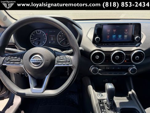 Used 2022 Nissan Sentra S FWD image 18