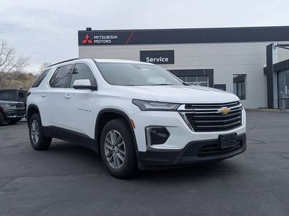 Used 2022 Chevrolet Traverse LT