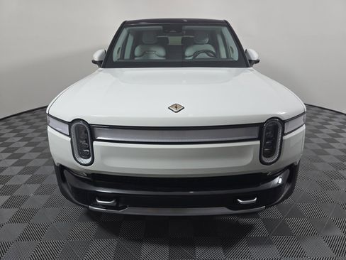 Used 2023 Rivian R1S Adventure AWD/4WD image 8