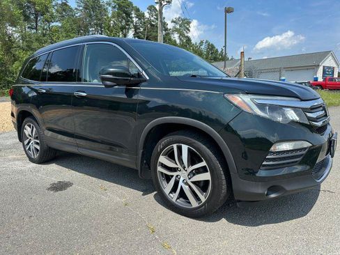Used 2016 Honda Pilot Touring image 2