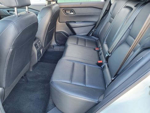 Certified 2023 Nissan Rogue SV w/ SV Premium B Package image 6