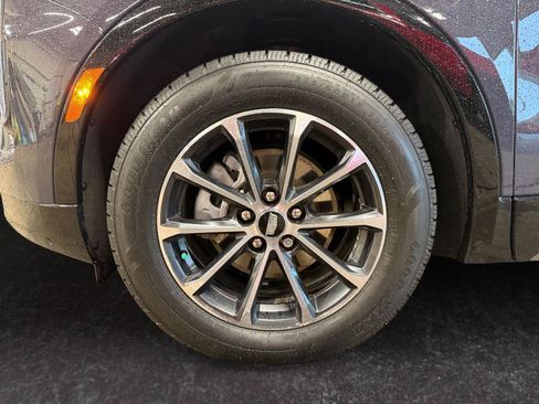 Used 2024 Cadillac XT4 Sport AWD/4WD image 28
