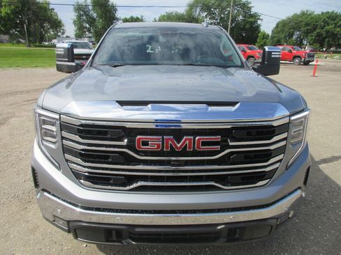 New 2026 GMC Sierra 1500 SLT w/ SLT Premium Plus Package AWD/4WD image 11