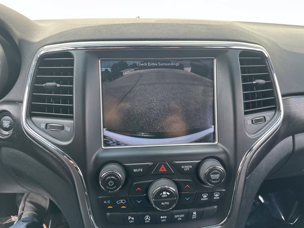 Used 2018 Jeep Grand Cherokee Altitude AWD/4WD image 41