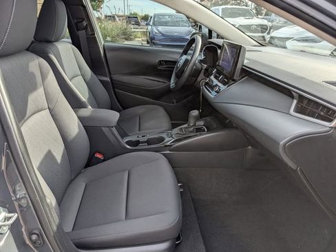Used 2023 Toyota Corolla LE FWD image 31