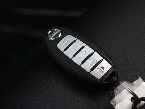 Certified 2022 Nissan Altima 2.5 SR image 28