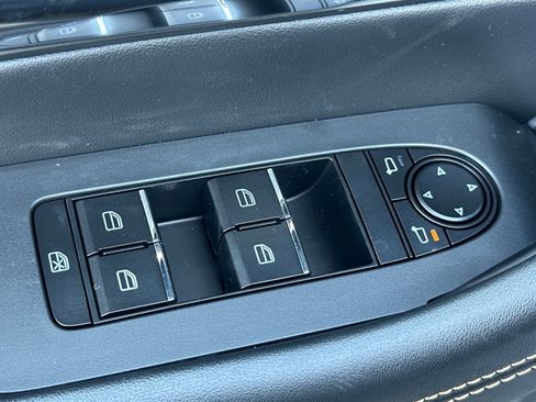 New 2026 MAZDA CX-90 Plug-In Hybrid w/ Preferred image 12