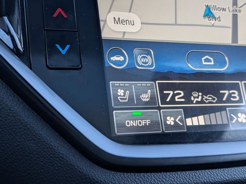 Used 2025 Subaru Ascent Bronze Edition w/ Popular Package #2 image 32