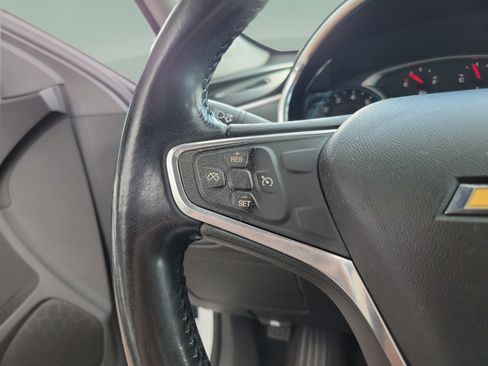 Used 2018 Chevrolet Malibu LT w/ Leather Package FWD image 21