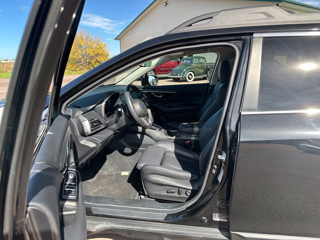 Used 2024 Subaru Outback Limited AWD/4WD image 10