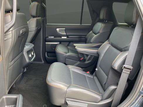 Certified 2025 Ford Expedition Tremor AWD/4WD image 22