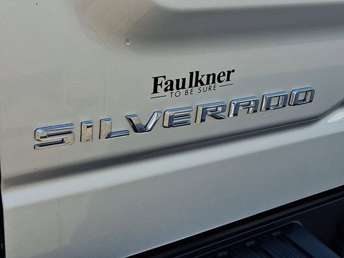 Certified 2022 Chevrolet Silverado 1500 LTZ w/ LTZ Premium Package image 33