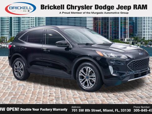 Used 2021 Ford Escape SEL w/ Technology Package FWD image 2