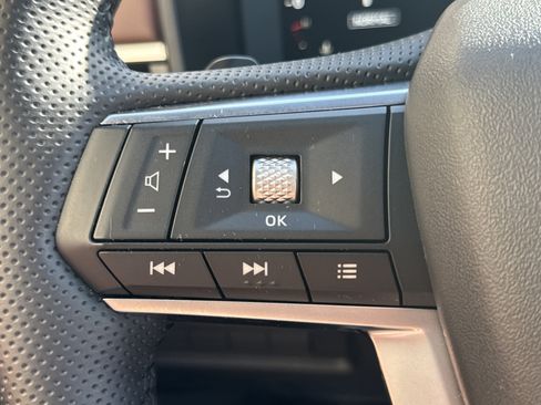 Used 2025 Mitsubishi Outlander SEL AWD/4WD image 18