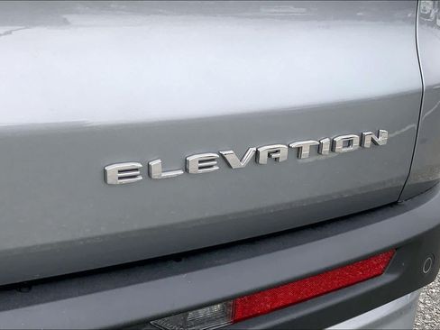 New 2026 GMC Acadia Elevation w/ Elevation Premium Package FWD image 15