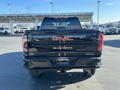 Used 2024 GMC Sierra 3500 AT4 w/ AT4 Premium Plus Package AWD/4WD image 23
