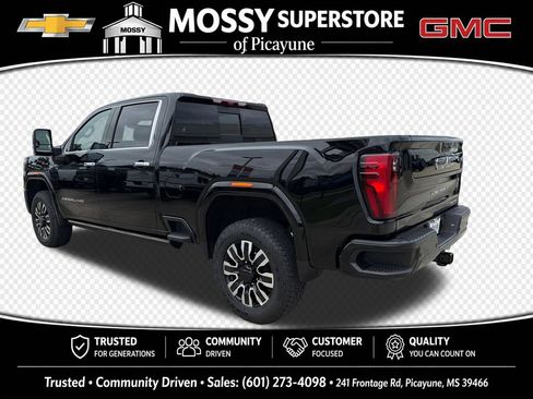 Used 2026 GMC Sierra 2500 Denali Ultimate AWD/4WD image 3