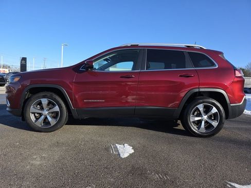 Used 2019 Jeep Cherokee Limited image 9
