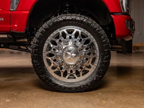 Used 2026 Ford F350 Platinum w/ Platinum Plus Package image 12