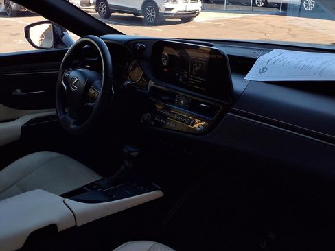 Used 2022 Lexus ES 300h 300h image 23