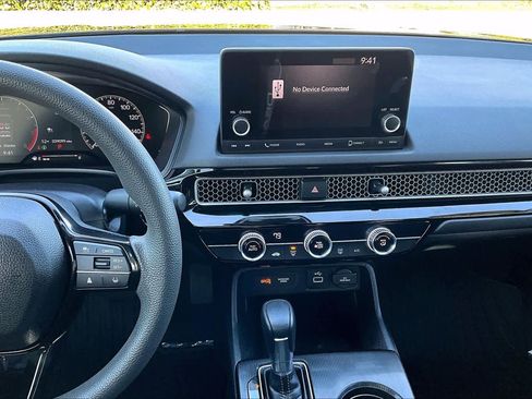 Used 2023 Honda Civic LX image 6