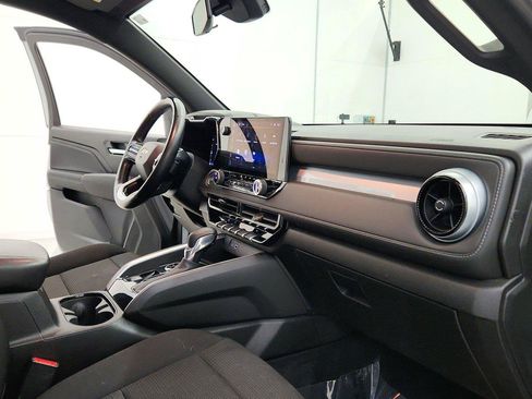 Used 2023 Chevrolet Colorado LT w/ LT Convenience Package AWD/4WD image 29