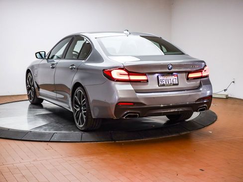 Used 2023 BMW 530e w/ M Sport Package RWD image 12