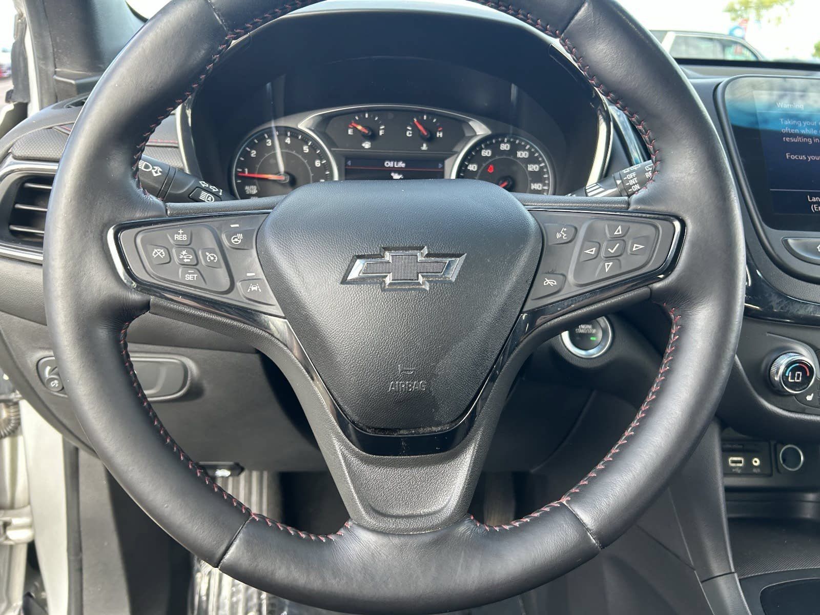 Used 2022 Chevrolet Equinox RS w/ RS Leather Package FWD image 26