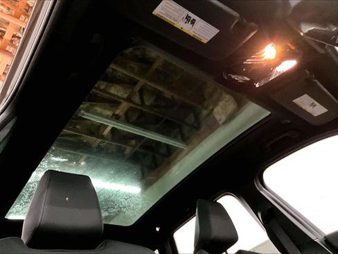 Certified 2025 BMW X3 xDrive30i w/ Convenience Package image 24