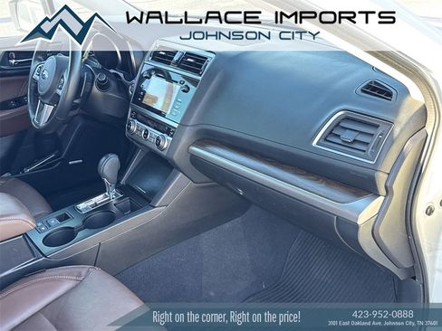 Used 2017 Subaru Outback 2.5i Touring image 41