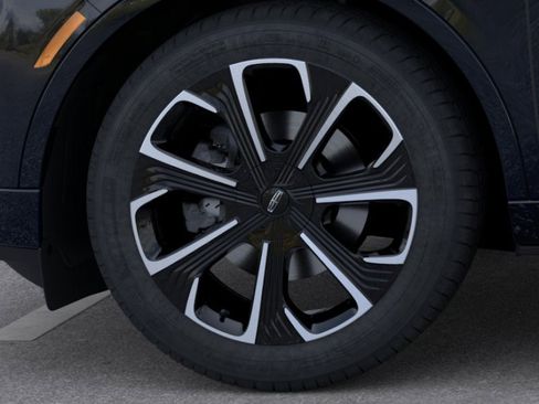 New 2026 Lincoln Nautilus Reserve AWD/4WD image 19