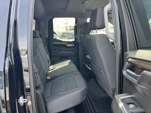 Used 2023 Chevrolet Silverado 1500 RST w/ Convenience Package II AWD/4WD image 35