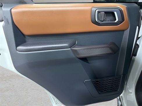 Used 2024 Ford Bronco Outer Banks image 27
