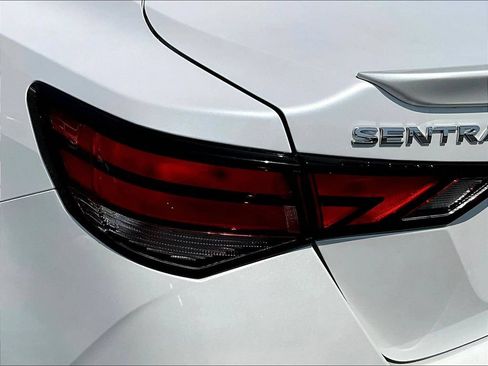 Used 2023 Nissan Sentra SR w/ Trunk Package FWD image 23