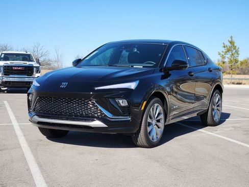 New 2026 Buick Envista Avenir image 2