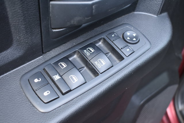 Used 2019 RAM 1500 Express w/ Wheel & Sound Group AWD/4WD image 17